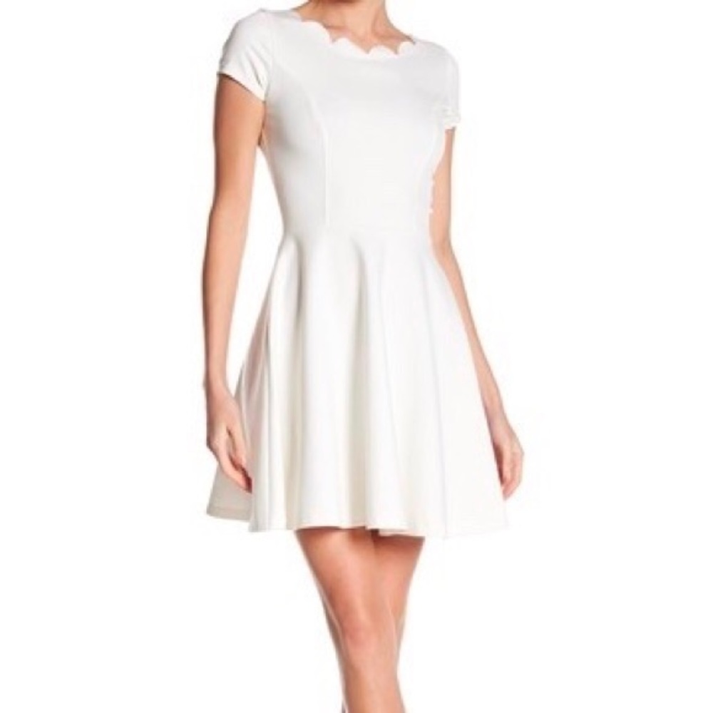 ❕ White Skater mini dress